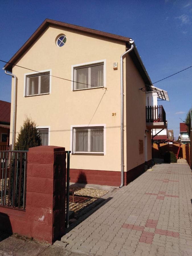 Arinza Apartman Vendeghaz Mezokovesd Ngoại thất bức ảnh