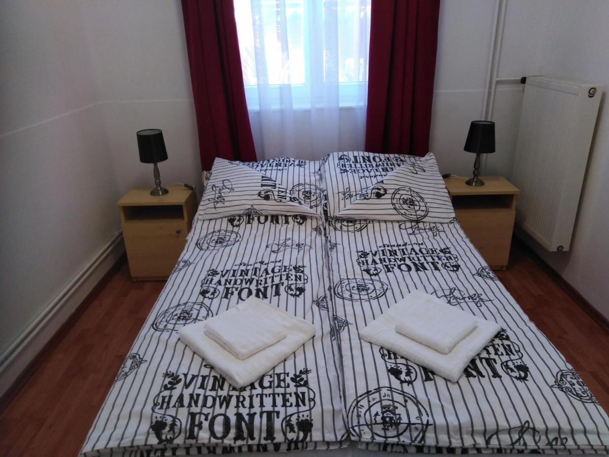 Arinza Apartman Vendeghaz Mezokovesd Ngoại thất bức ảnh
