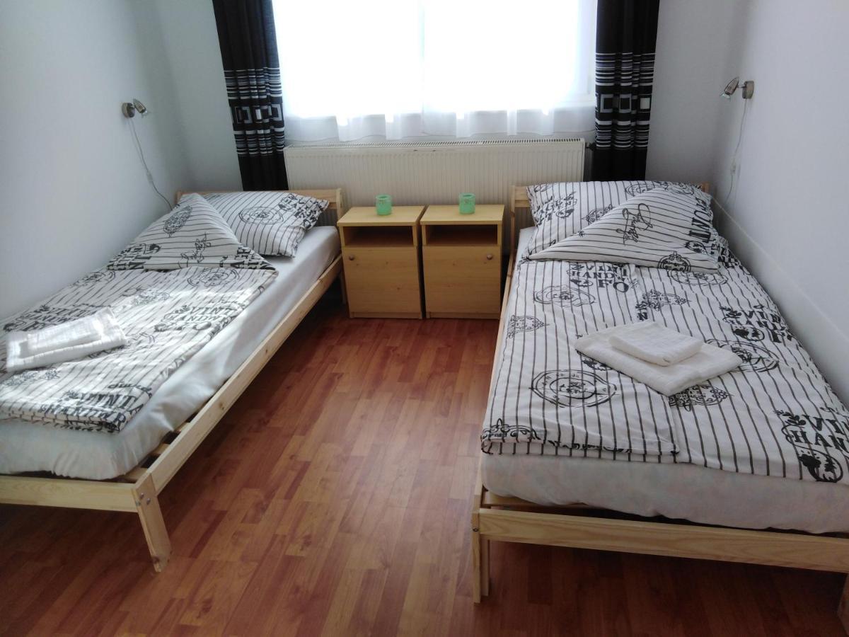 Arinza Apartman Vendeghaz Mezokovesd Ngoại thất bức ảnh