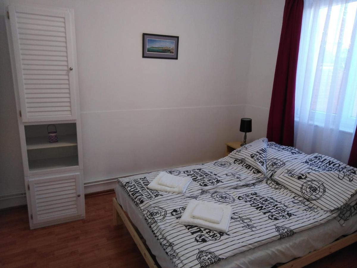 Arinza Apartman Vendeghaz Mezokovesd Ngoại thất bức ảnh