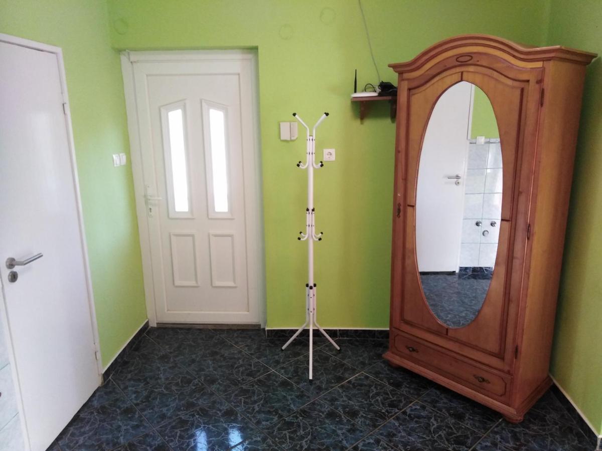 Arinza Apartman Vendeghaz Mezokovesd Ngoại thất bức ảnh