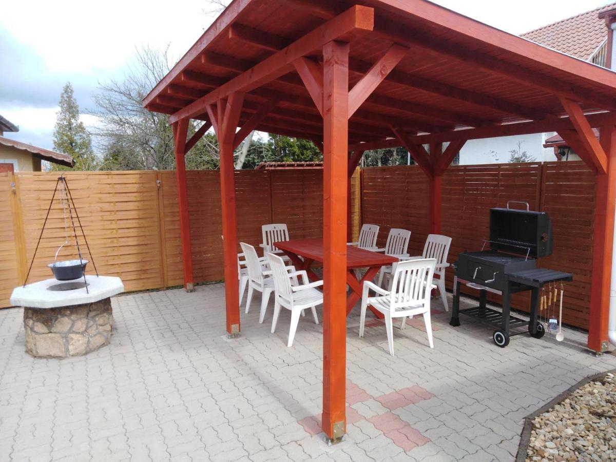 Arinza Apartman Vendeghaz Mezokovesd Ngoại thất bức ảnh